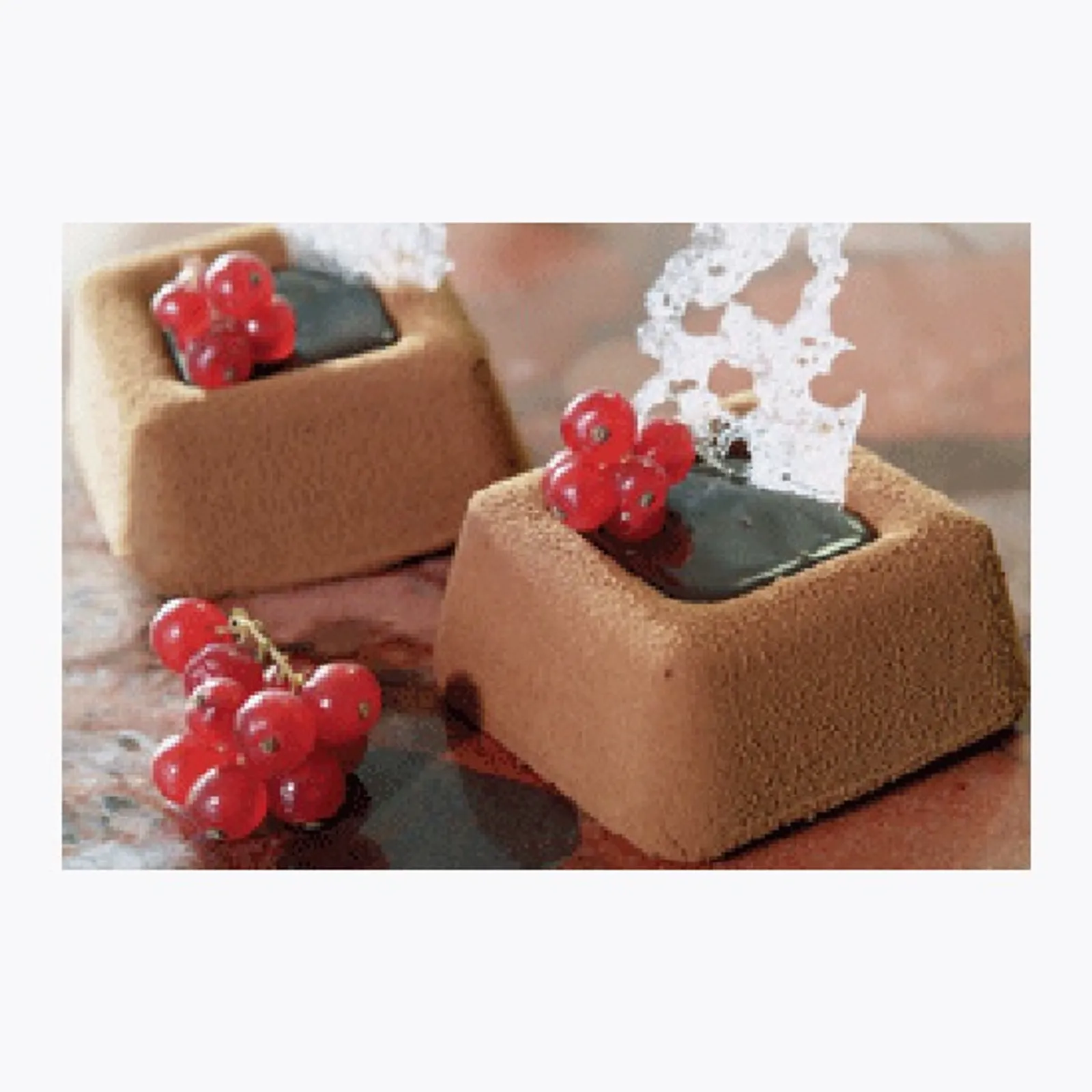 Matfer Bourgeat 336134 - Square Savarins 56x56mm 45ml 35 MLDS