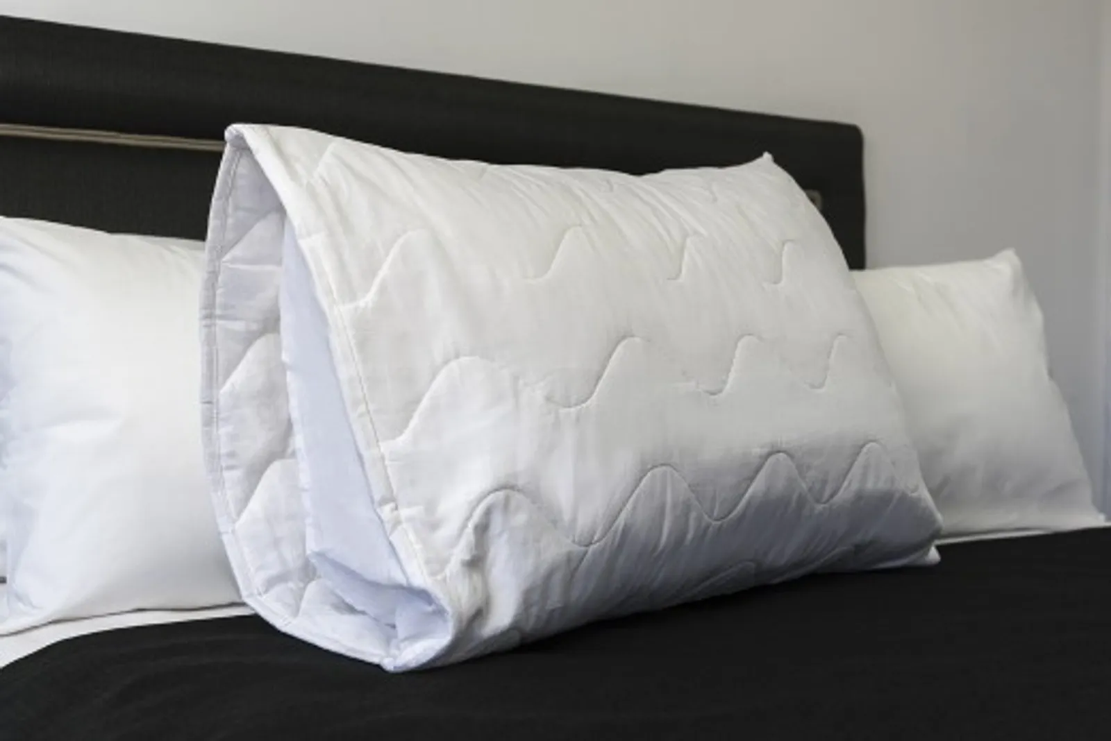 Alliance 39094 - Pillow Protector Cotton Quilted Envelope End 50x75