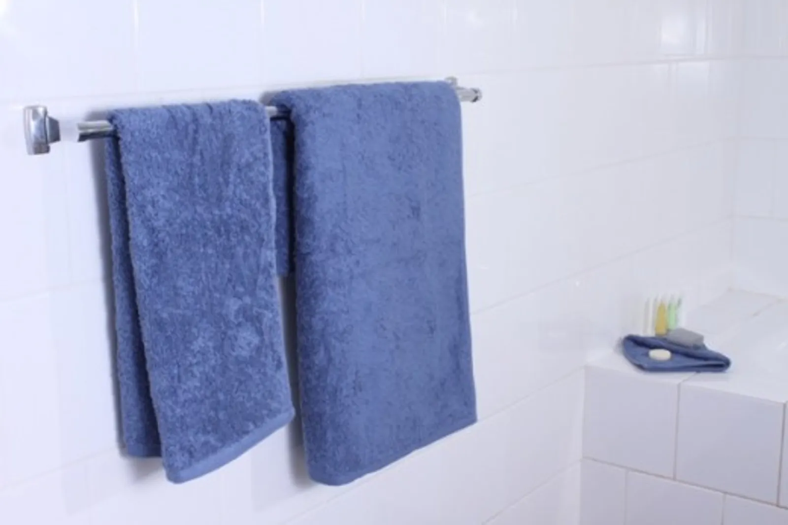 Alliance 67943 - Hand Towel Ultra Bay Blue 45x80