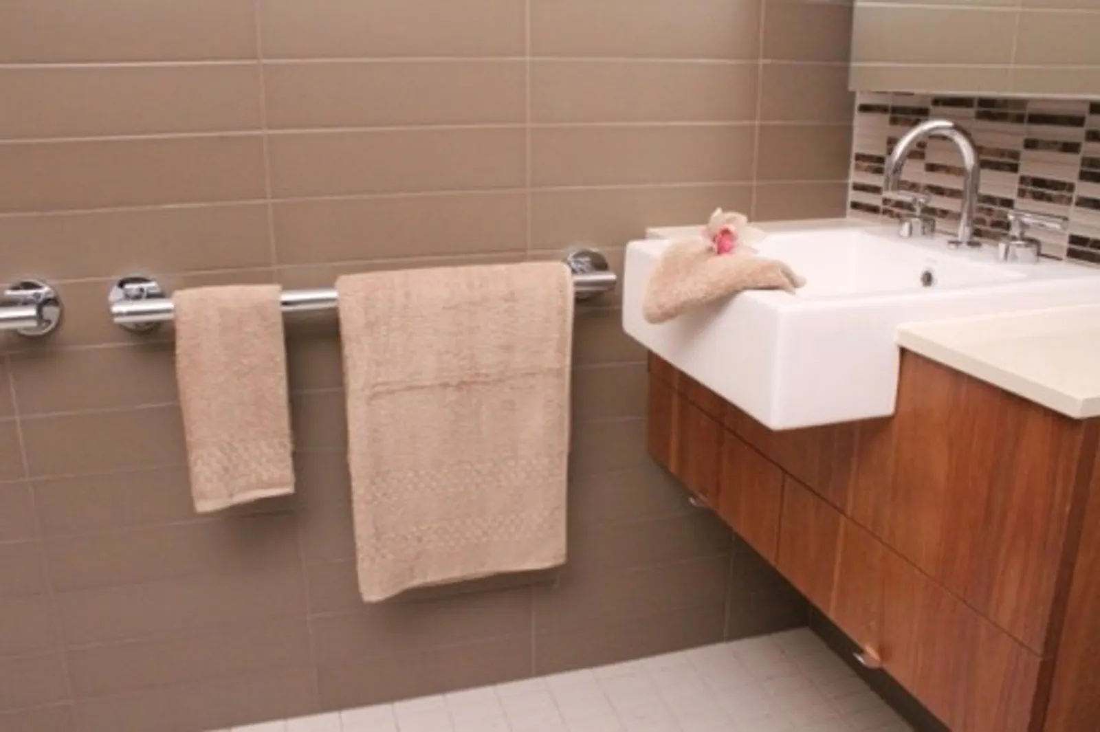 Alliance 69442 - Face Washer Actil Down Under Linen 35x35