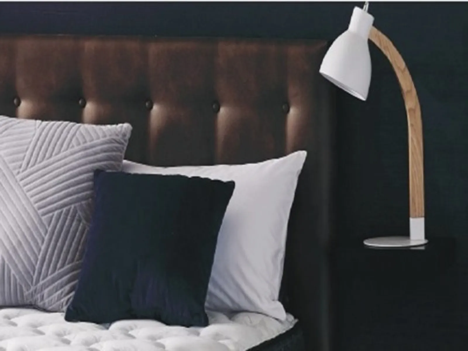 Alliance 2379606 - Bedhead Iceland Button Finish High KB 145cm