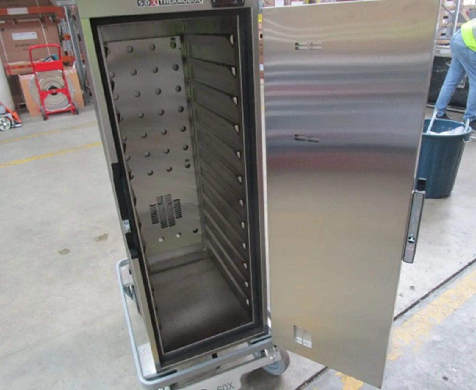 SDX Thermobox F180R-BCB - 12 Tray Convection Heated Thermobox - Clearance