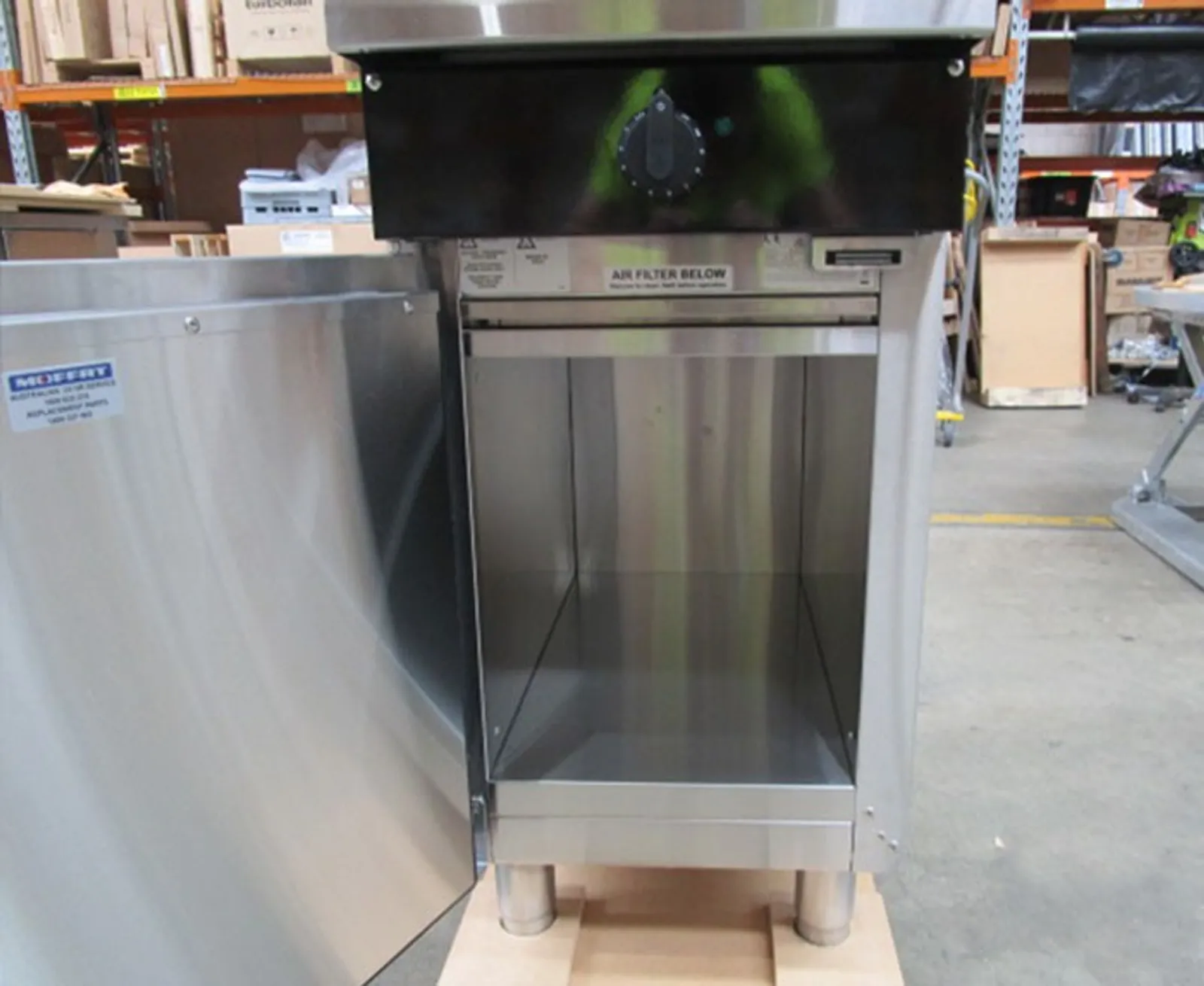 Waldorf Bold INB8100R5-B - 450mm Electric Induction Cooktop - Base Model - Clearance