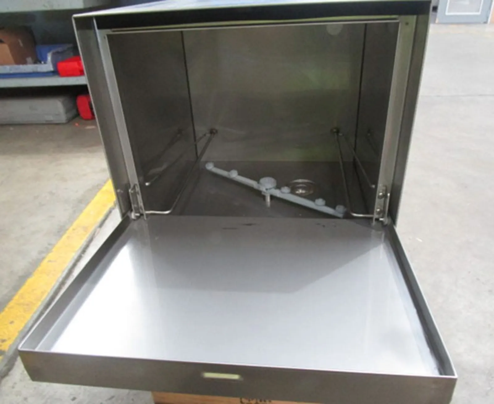 Washtech GE - Economy Compact Glasswasher - 365mm Rack - Clearance (2)