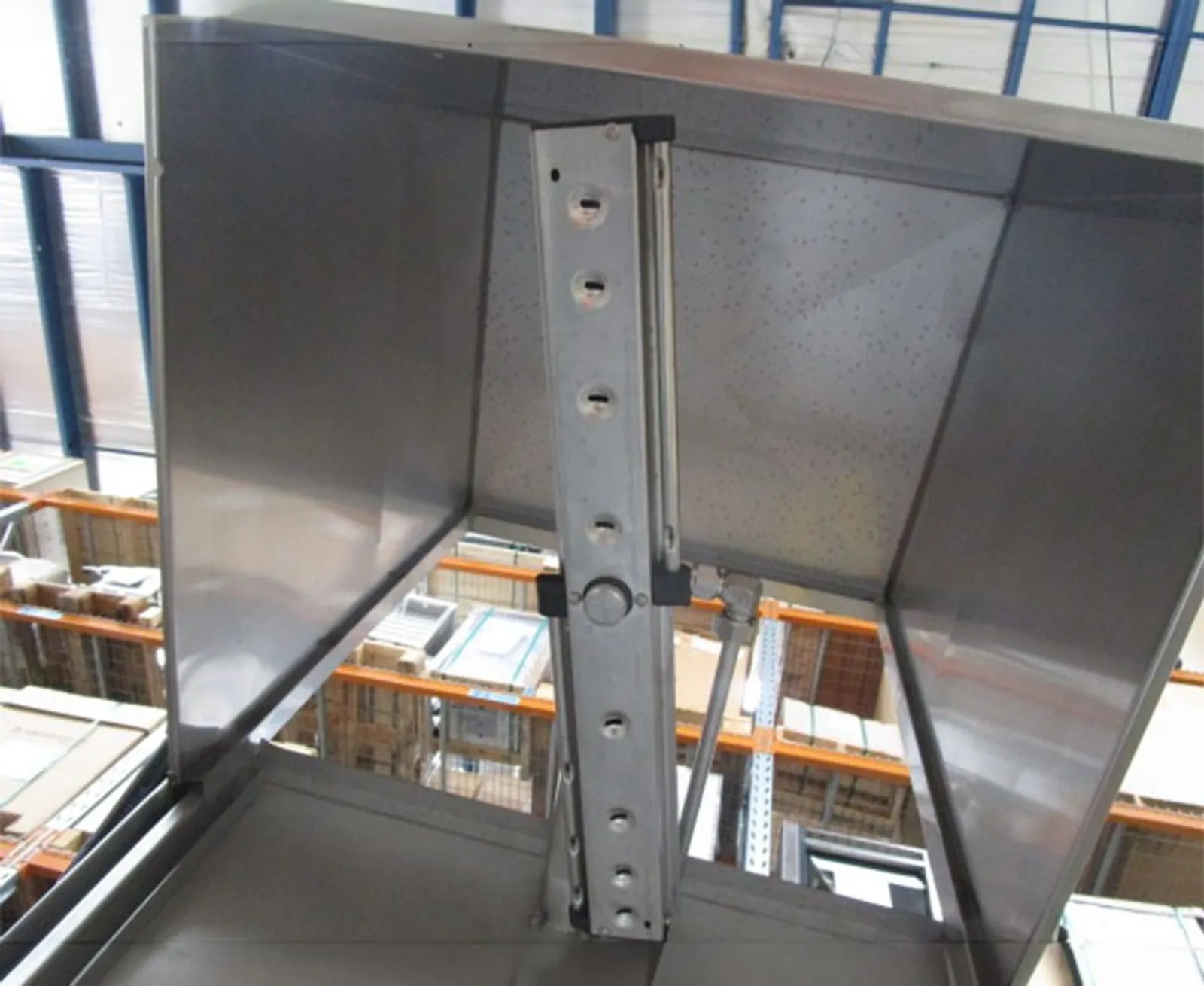 Wexiodisk WD-7 - Ergonomic Passthrough Dishwasher - Clearance (3)