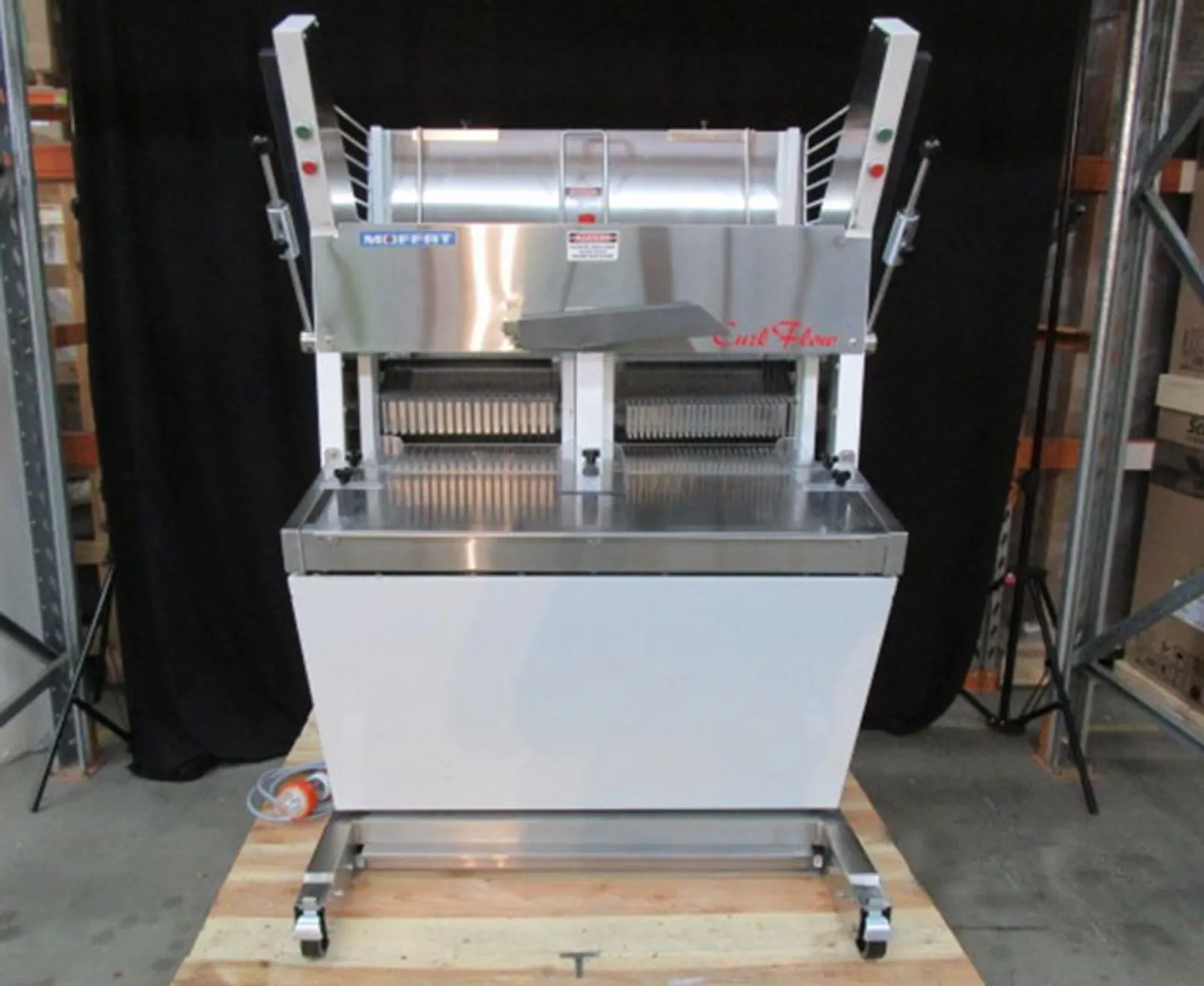 Curlflow HCS12518 - Bread Slicer - 12.5 and 18mm Slice Thickness - Clearance