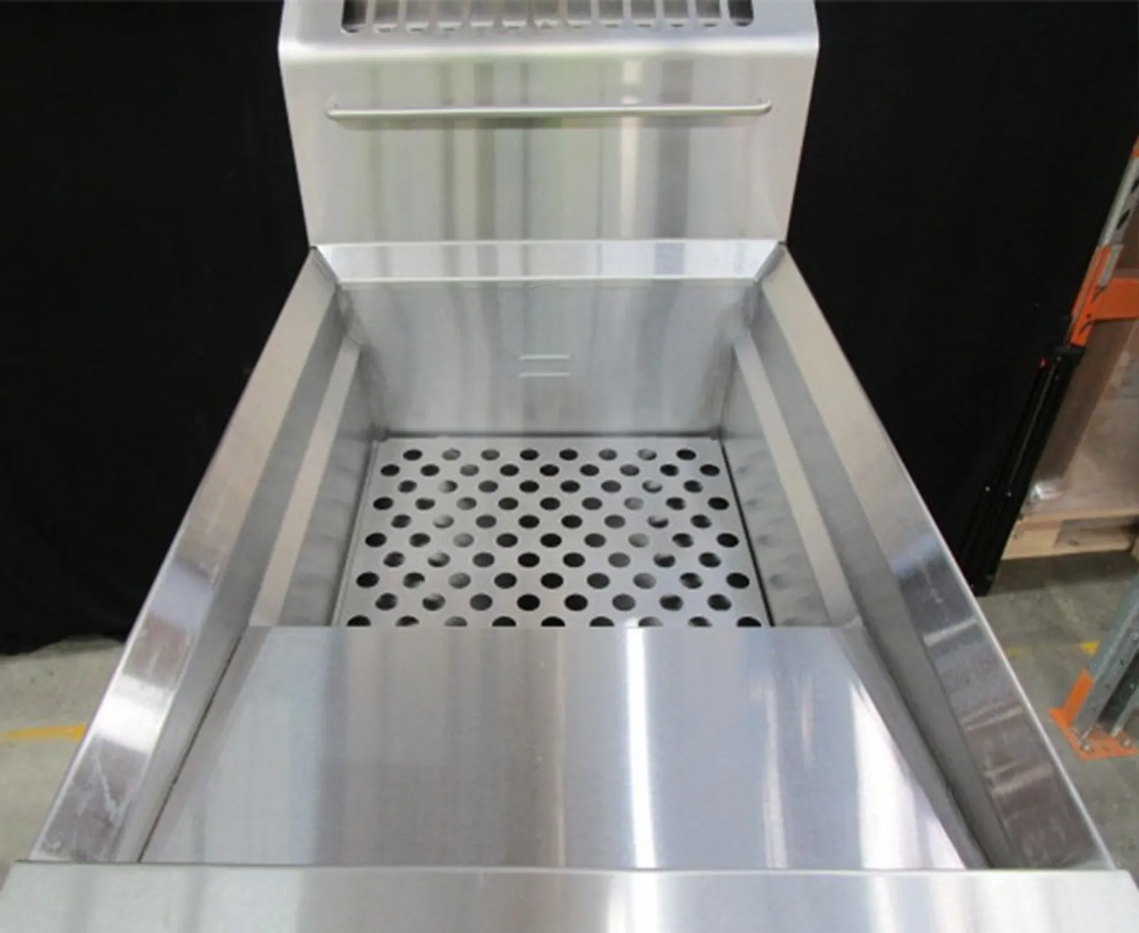 Waldorf 800 Series FN8120G - 450mm Single Pan Gas Fryer - Clearance