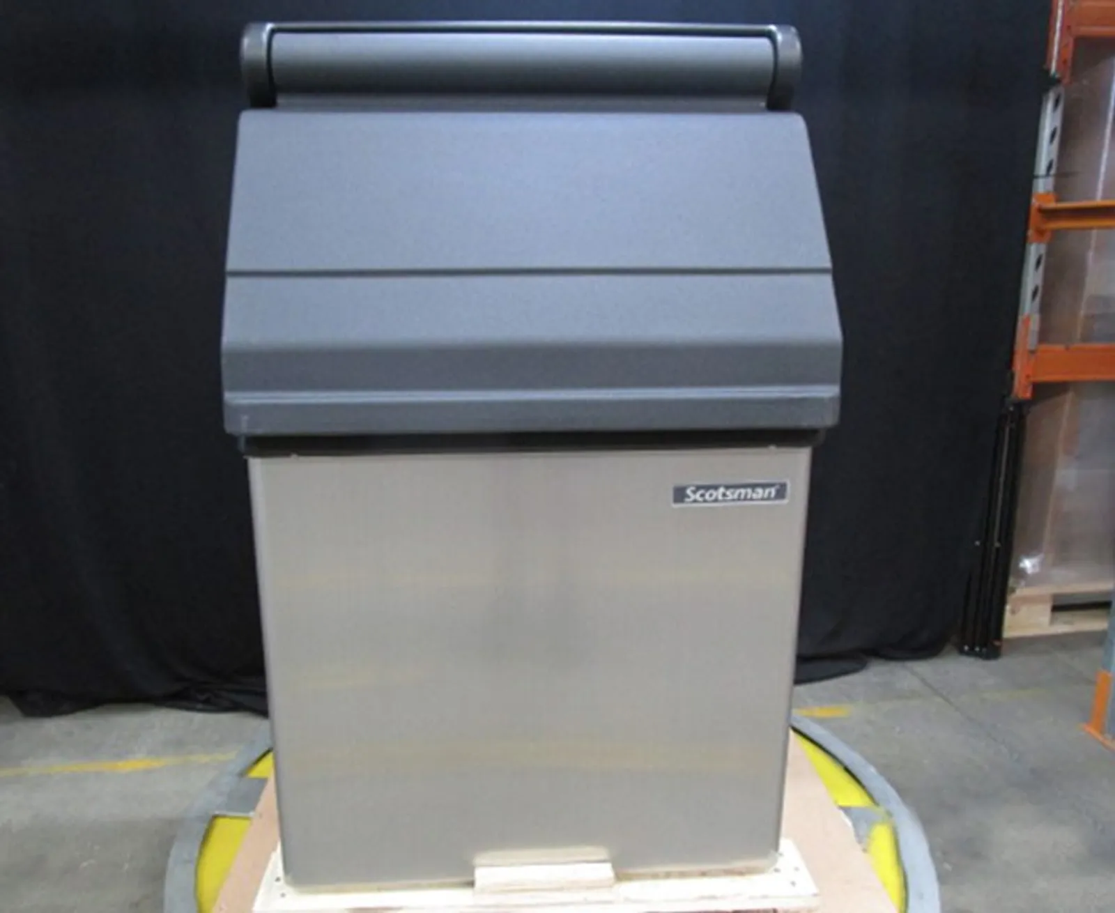 Scotsman NB 193 - 129kg - Ice Storage Bin - Clearance (3)