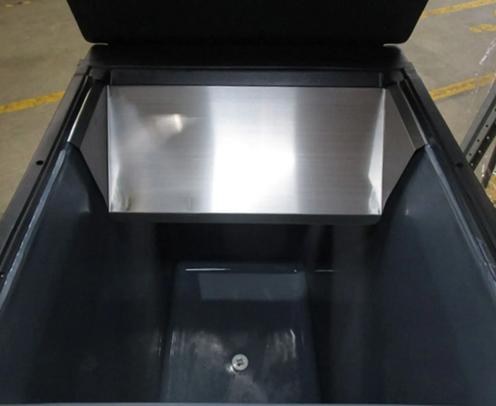 Scotsman NB 193 - 129kg - Ice Storage Bin - Clearance (3)