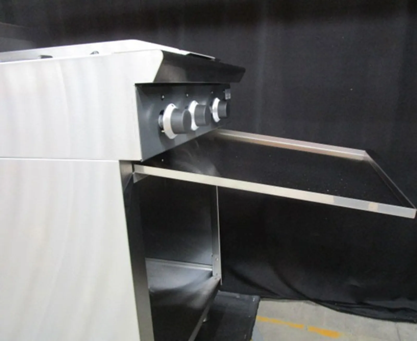 Cobra C6C - 600mm Two Burner / Griddle Gas Cooktop - Clearance