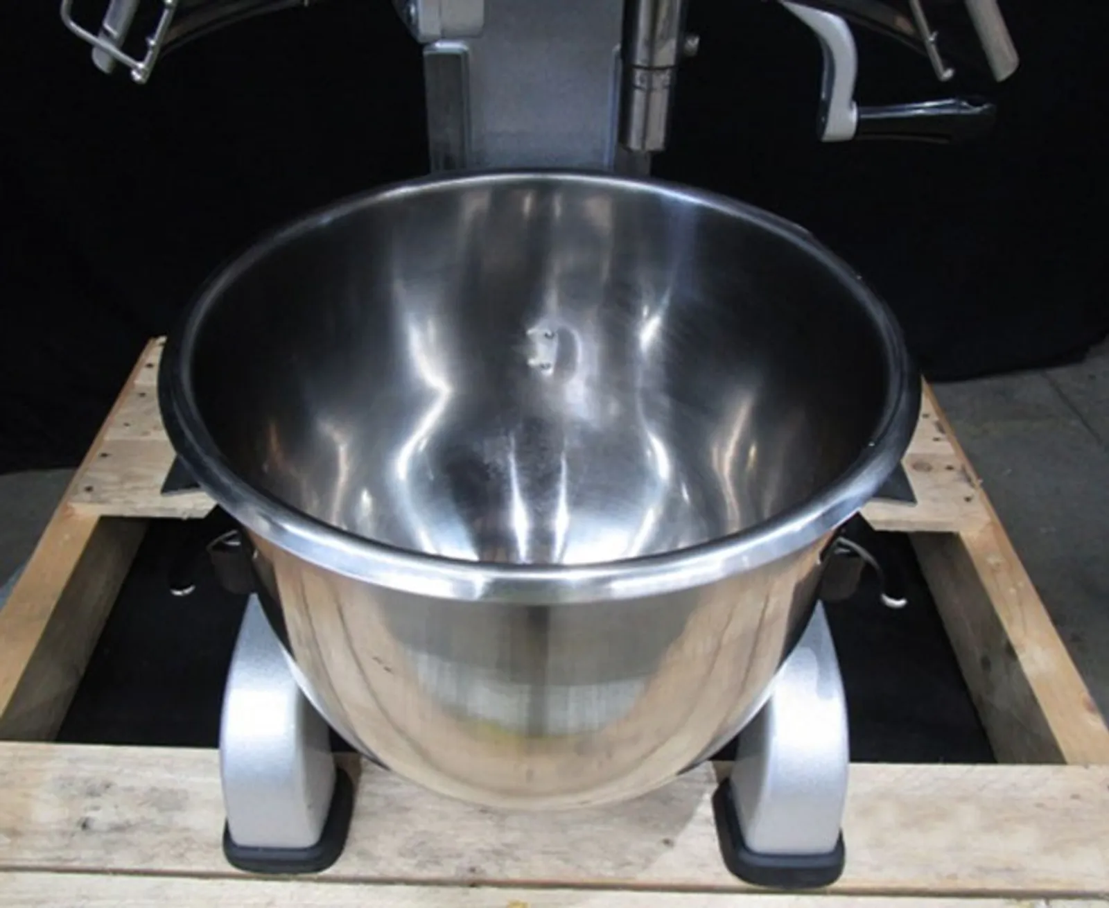 Paramount BM20ATS - 20 Litre Planetary Mixer - Clearance (2)