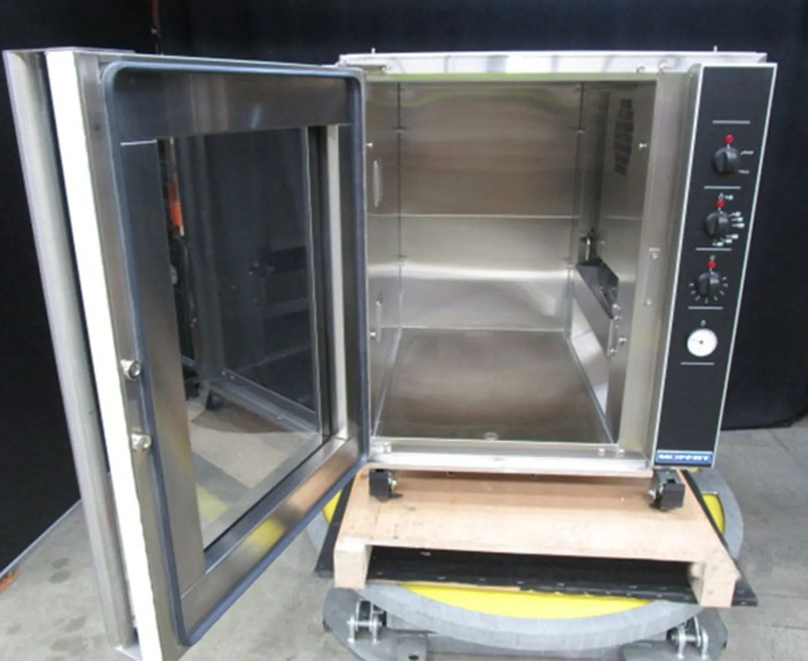 Turbofan P8M - Full Size Tray Manual Electric Prover And Holding Cabinet - Clearance
